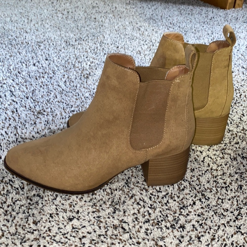 American Eagle Boots